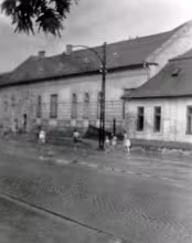 1-01-01-00042